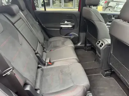 Photo 57 Mercedes GLB  200 d 8G-DCT