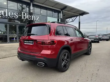 Photo 46 Mercedes GLB  200 d 8G-DCT