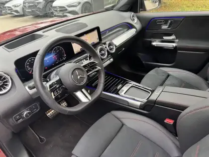 Photo 31 Mercedes GLB  200 d 8G-DCT