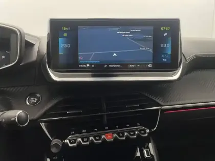 Photo 19 Peugeot 208  Electrique 50 kWh 136ch