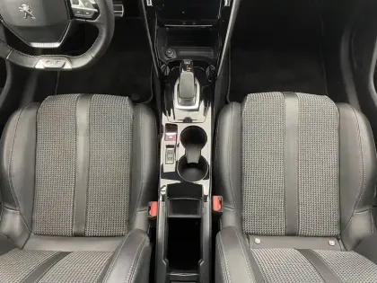 Photo 26 Peugeot 208  Electrique 50 kWh 136ch