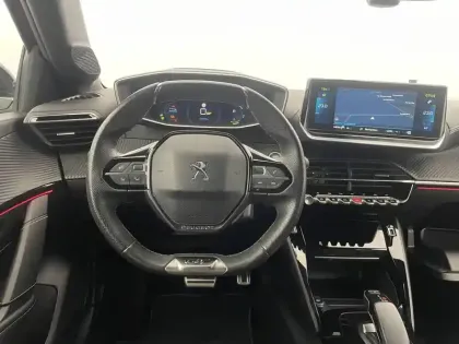 Photo 21 Peugeot 208  Electrique 50 kWh 136ch
