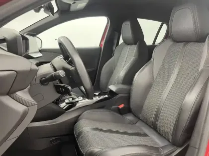 Photo 13 Peugeot 208  Electrique 50 kWh 136ch