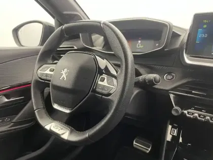 Photo 29 Peugeot 208  Electrique 50 kWh 136ch