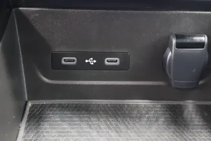 Photo 75 Renault Espace  E-Tech full hybrid 200 GSR2