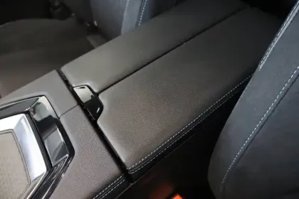 Photo 68 Renault Espace  E-Tech full hybrid 200 GSR2