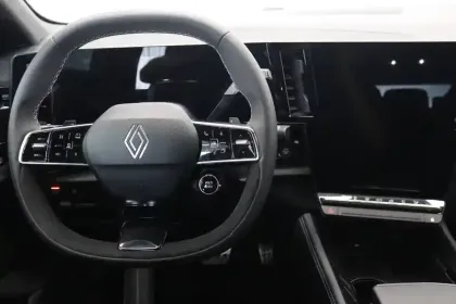 Photo 58 Renault Espace  E-Tech full hybrid 200 GSR2