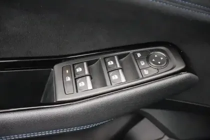 Photo 74 Renault Espace  E-Tech full hybrid 200 GSR2