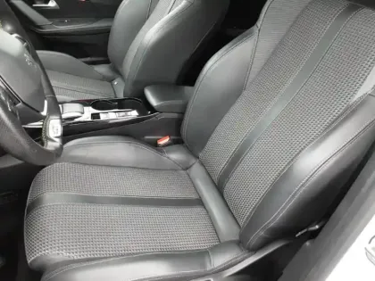 Photo 10 Peugeot 2008  Electrique 136 ch