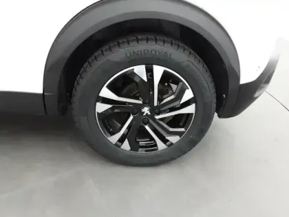 Photo 12 Peugeot 2008  Electrique 136 ch