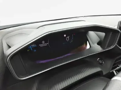 Photo 9 Peugeot 2008  Electrique 136 ch