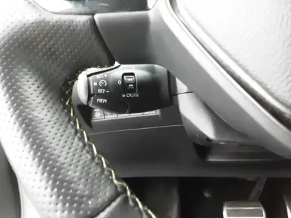 Photo 18 Peugeot 2008  Electrique 136 ch