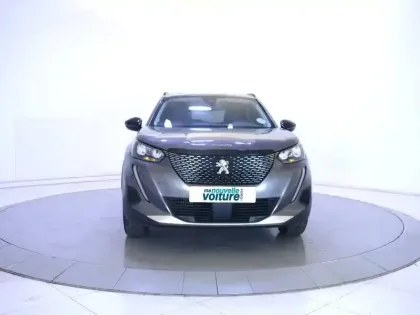 Photo 1 Peugeot 2008  PureTech 130 S&S EAT8