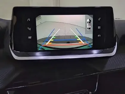 Photo 19 Peugeot 2008  PureTech 130 S&S EAT8