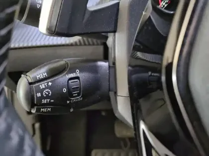 Photo 25 Peugeot 2008  PureTech 130 S&S EAT8