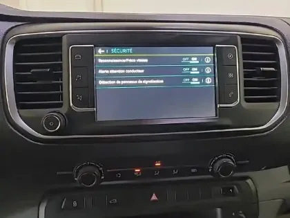 Photo 41 Peugeot Expert  FGN TOLE STANDARD ELECTRIQUE 75KWH 136