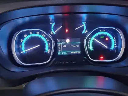 Photo 29 Peugeot Expert  FGN TOLE STANDARD ELECTRIQUE 75KWH 136