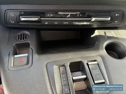 Photo 16 Citroën Berlingo e- Taille M 136 ch 100 kWh Automatique