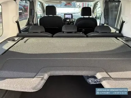 Photo 25 Citroën Berlingo e- Taille M 136 ch 100 kWh Automatique