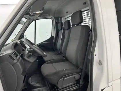 Photo 38 Renault Master  BENNE TRACTION 3T5 L2 DCI 135