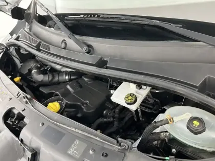 Photo 41 Renault Master  BENNE TRACTION 3T5 L2 DCI 135