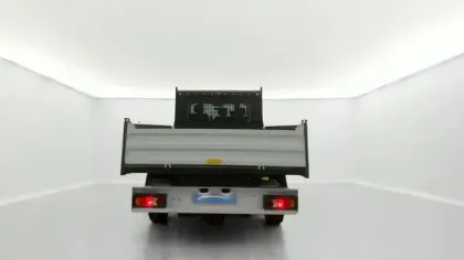 Photo 26 Renault Master  BENNE TRACTION 3T5 L2 DCI 135