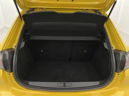 Photo 76 Peugeot 208  PureTech 100 S&S BVM6