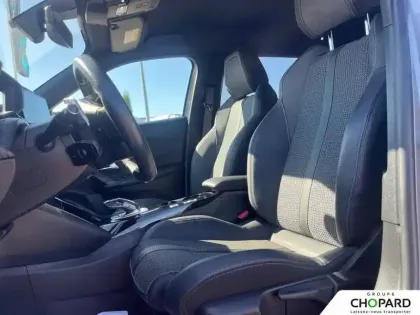 Photo 10 Peugeot 2008  PureTech 130 S&S EAT8