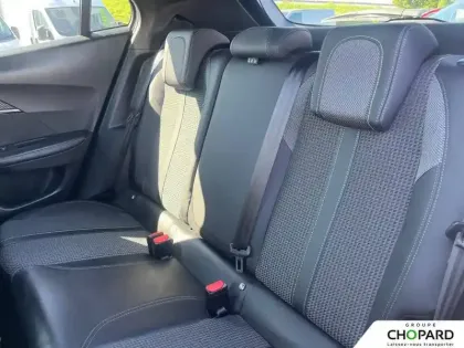 Photo 18 Peugeot 2008  PureTech 130 S&S EAT8