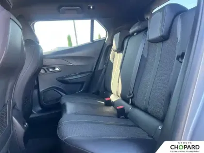 Photo 17 Peugeot 2008  PureTech 130 S&S EAT8