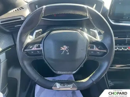 Photo 15 Peugeot 2008  PureTech 130 S&S EAT8