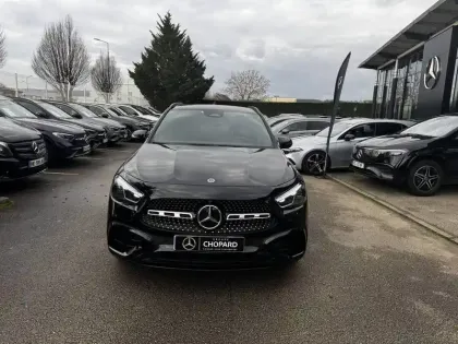 Photo 8 Mercedes GLA  200 d 8G-DCT