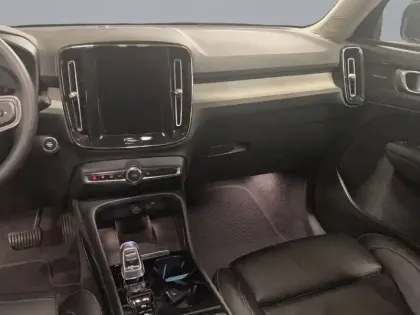 Photo 10 Volvo Xc40  B3 163 ch DCT7