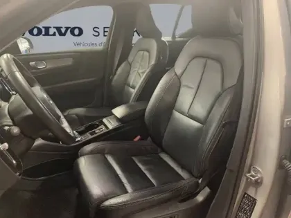 Photo 7 Volvo Xc40  B3 163 ch DCT7