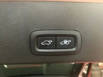 Photo 15 Volvo Xc40  B3 163 ch DCT7