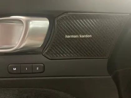 Photo 18 Volvo Xc40  B3 163 ch DCT7