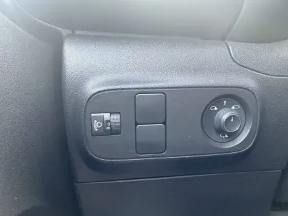 Photo 18 Citroën C3  PureTech 83 S&S BVM5