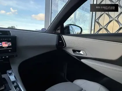 Photo 12 DS Ds 7  Hybride Rechargeable E-Tense 300 EAT8 4x4