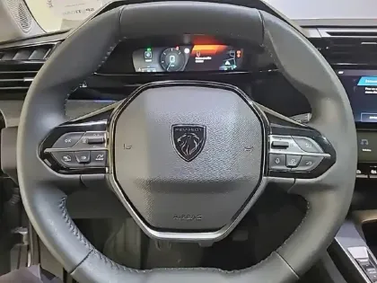 Photo 8 Peugeot 308  PureTech 130ch S&S BVM6