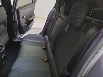 Photo 41 Peugeot 308  PureTech 130ch S&S BVM6