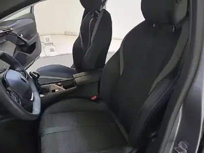 Photo 40 Peugeot 308  PureTech 130ch S&S BVM6