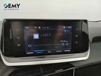 Photo 31 Peugeot 208  BlueHDi 100 S&S BVM6