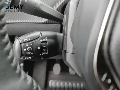 Photo 13 Peugeot 208  BlueHDi 100 S&S BVM6