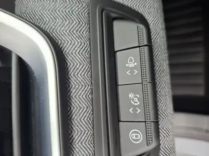 Photo 40 Renault Clio  E-Tech full hybrid 145 ch GSR2