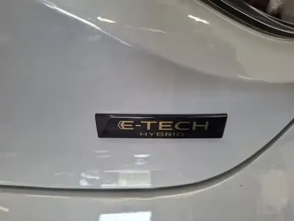 Photo 19 Renault Clio  E-Tech full hybrid 145 ch GSR2