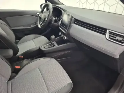 Photo 28 Renault Clio  E-Tech full hybrid 145 ch GSR2