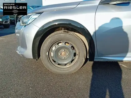 Photo 12 Peugeot 208  Electrique 50 kWh 136ch