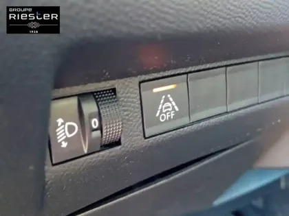 Photo 22 Peugeot 208  Electrique 50 kWh 136ch