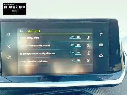 Photo 26 Peugeot 208  Electrique 50 kWh 136ch