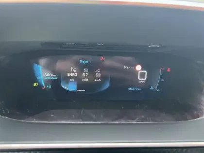 Photo 11 Peugeot 2008  PureTech 130 S&S BVM6